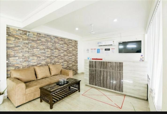 Rbm Residency Hotel Gurgaon Esterno foto